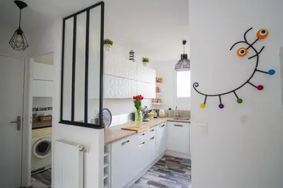 Cuisine ou kitchenette dans l'établissement -SKOL- Charmant T2, proche du centre de Concarneau