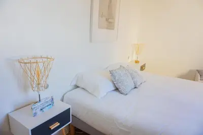 Un ou plusieurs lits dans un hébergement de l'établissement -PORTO- Elegant T3 avec vue sur la ville-close