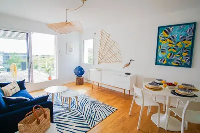 Coin salon dans l'établissement -La Terrasse- T2 avec Terrasse vue mer