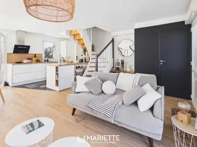 Coin salon dans l'établissement -COTTAGE- Maison chaleureuse en bord de mer