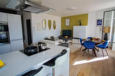 Cuisine ou kitchenette dans l'établissement -Zely- Elegant T3 au coeur de Concarneau