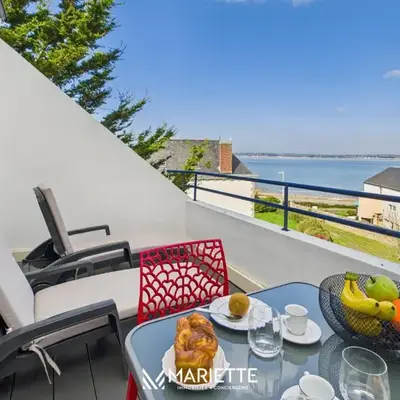 -AR MEN- T2 avec terrasse vue mer - plage a 50m