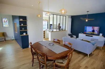 Coin salon dans l'établissement -TY AR MOR- Belle maison corniche a 150m de la mer