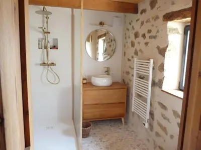 Salle de bains dans l'établissement Maison en bord de mer - Plougastel-Daoulas - 6 à 8 personnnes