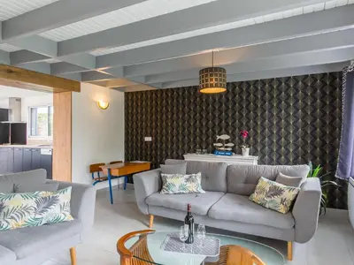 Coin salon dans l'établissement Holiday Home Kernic Ty by Interhome