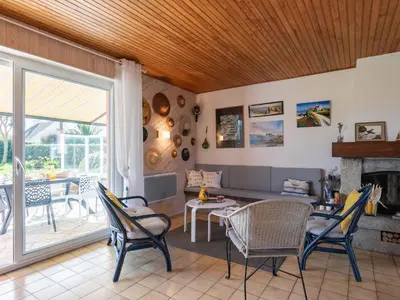 Coin salon dans l'établissement Holiday Home Echo de Vagues by Interhome