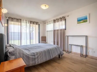 Un ou plusieurs lits dans un hébergement de l'établissement Apartment Les Chardons Bleus 1 by Interhome