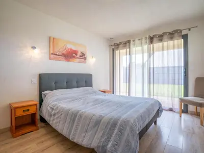 Un ou plusieurs lits dans un hébergement de l'établissement Apartment Les Chardons Bleus 1 by Interhome