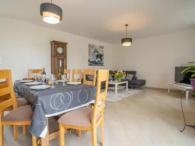 Coin salon dans l'établissement Holiday Home L'Oasis by Interhome