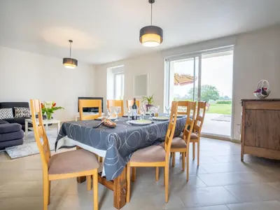 Coin salon dans l'établissement Holiday Home L'Oasis by Interhome