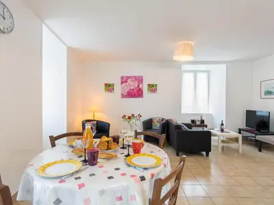 Coin salon dans l'établissement Holiday Home Le Manoir by Interhome