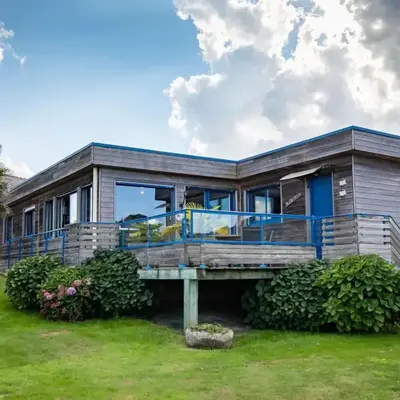 Chalet Ty Glas by Interhome