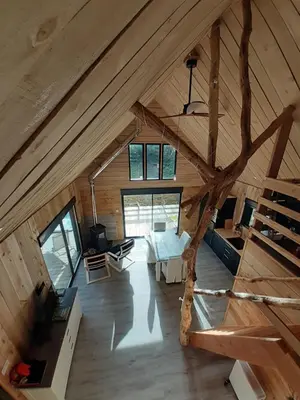 Coin salon dans l'établissement Ecolodge des Monts d'Arrée & spa