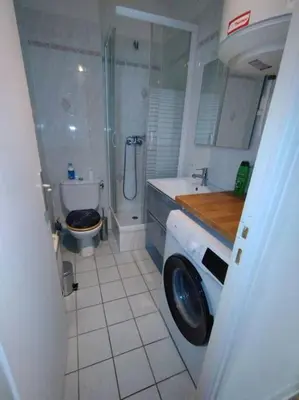 Salle de bains dans l'établissement Appartement La Pérouse Vue mer et château