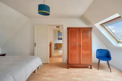 Un ou plusieurs lits dans un hébergement de l'établissement Maison pour 4 adultes, 1 enfant à 200m de la plage
