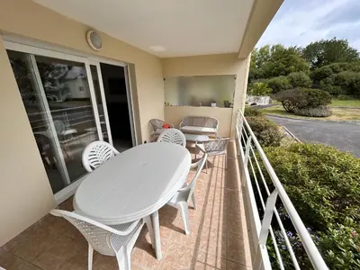 Balcon ou terrasse dans l'établissement Les pieds dans l'eau