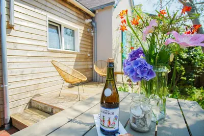 Boissons dans l'établissement La maison du pecheur, proche des plages, jardin