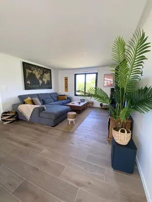 Coin salon dans l'établissement Villa Bonheur