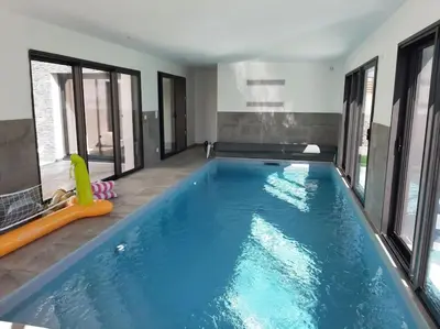 Piscine de l'établissement Villa Ty Varcq ou située à proximité