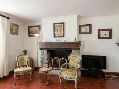 Coin salon dans l'établissement Holiday Home Romeur by Interhome