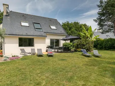 Jardin de l'établissement Holiday Home L'échappée by Interhome