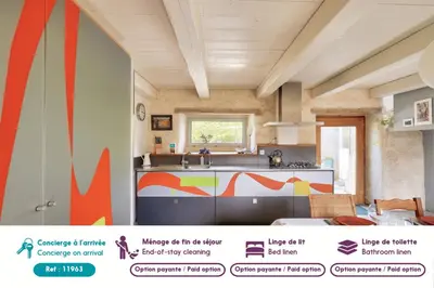 Cuisine ou kitchenette dans l'établissement 1km de la plage, maison de charme pour 6