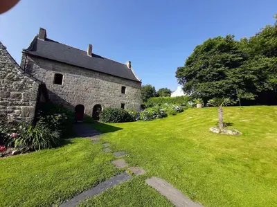 Jardin de l'établissement Manoir de Kergoat Vras