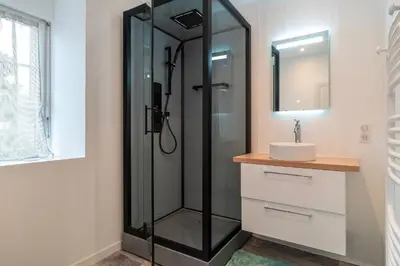 Salle de bains dans l'établissement Ma Kalon - Maison pour 8 avec parking