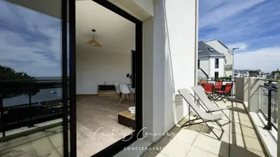 Balcon ou terrasse dans l'établissement BRISE MARINE APPARTEMENT 4 Pers FACE MER CONCARNEAU