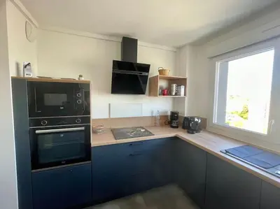 Cuisine ou kitchenette dans l'établissement Appartement spacieux Brest Bellevue de 1 à 6 personnes