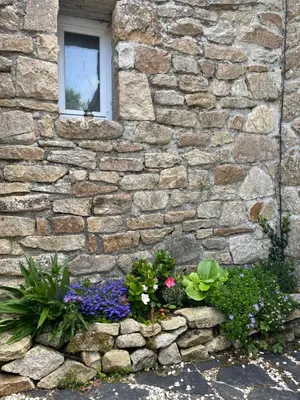 Jardin de l'établissement Maison de caractère à 3km de la mer