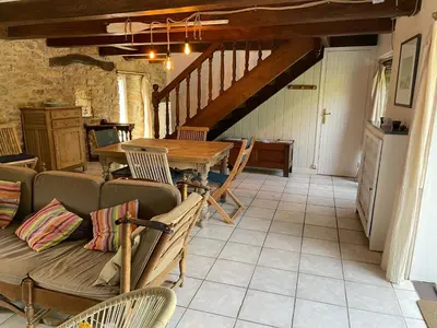 Coin salon dans l'établissement Maison de caractère à 3km de la mer