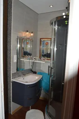Salle de bains dans l'établissement Chez Pierrette