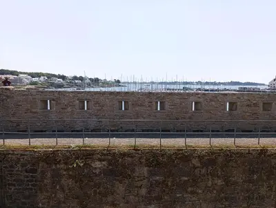 Plan de l'établissement Le Cocon de Renée, Maison atypique en ville close de Concarneau