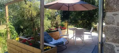 Jardin de l'établissement le petit moulin de Kerloroc