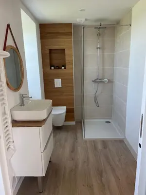 Salle de bains dans l'établissement TY MEIN gîte