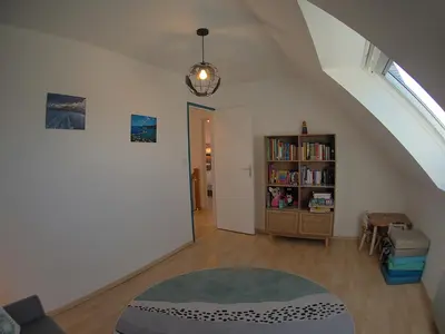 Bibliothèque dans la villa