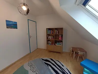 Bibliothèque dans la villa