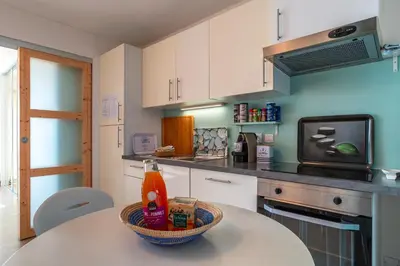 Cuisine ou kitchenette dans l'établissement Rosa Gaelica - Appt face à la plage