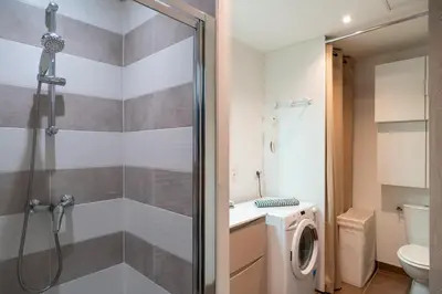 Salle de bains dans l'établissement Rosa Gaelica - Appt face à la plage