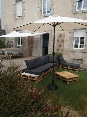 Coin salon dans l'établissement Le Quai 18