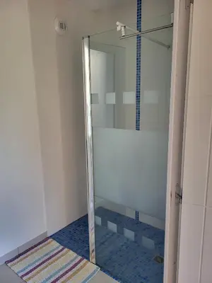 Salle de bains dans l'établissement VILLA FAMILIALE Bord de Mer