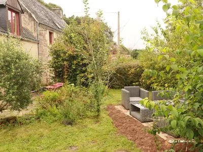 Jardin de l'établissement Gîte de LEIGNOUA
