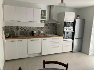 Cuisine ou kitchenette dans l'établissement Ty Ar Pesketour
