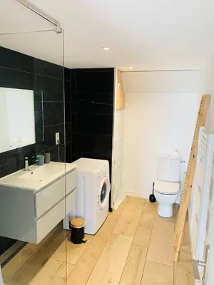 Salle de bains dans l'établissement Appartements proches de la mer