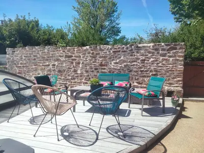 Plan de l'établissement longère pour 10 personnes avec piscine chauffée d'avril à septembre