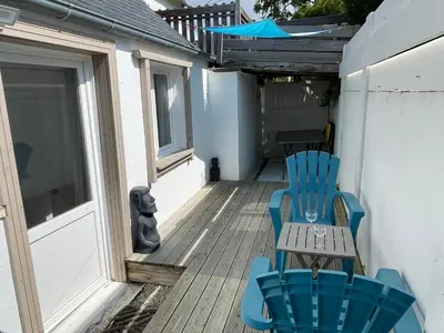 Balcon ou terrasse dans l'établissement Pen Ty Armor maison de pêcheur proche mer au calme