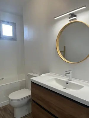 Salle de bains dans l'établissement La maison des dunes de Kerambigorn