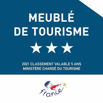 Certificat, récompense, panneau ou autre document affiché dans l'établissement Ile tudy Bord de plage et farniente en terrasse Appt classé 3 étoiles