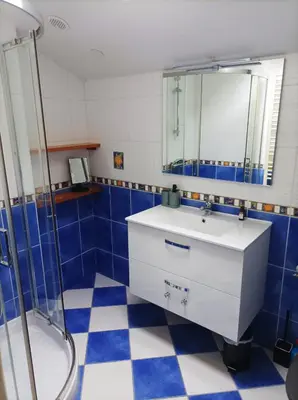 Salle de bains dans l'établissement La pierre du bois
